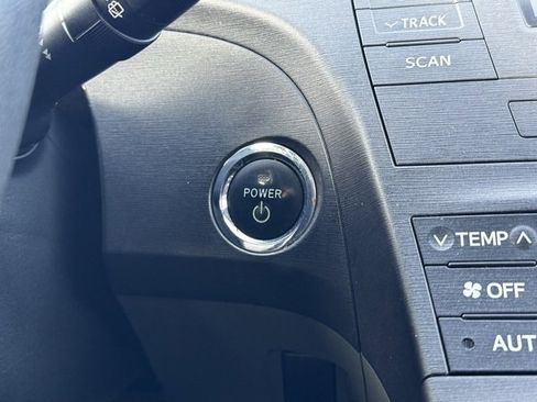 Used 2011 Toyota Prius Two image 27