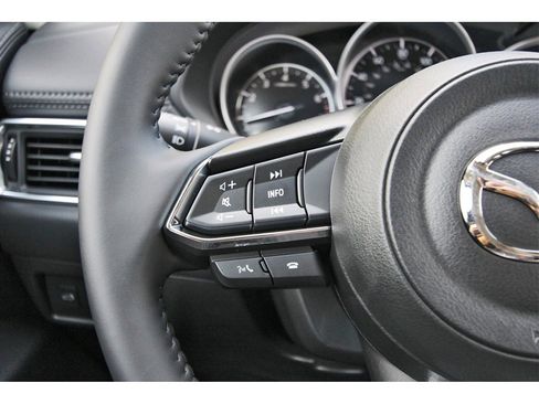 New 2025 MAZDA CX-5 AWD 2.5 S w/ Preferred Package image 13