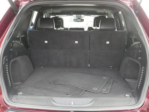 Used 2020 Jeep Grand Cherokee Limited image 11