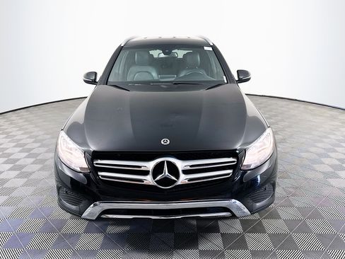 Used 2018 Mercedes-Benz GLC 300 image 2