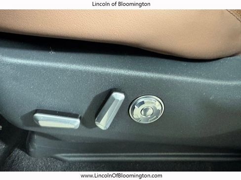 New 2025 Lincoln Navigator L Reserve image 39