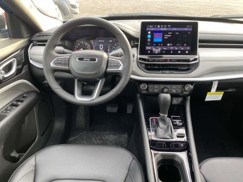 New 2026 Jeep Compass Limited image 16