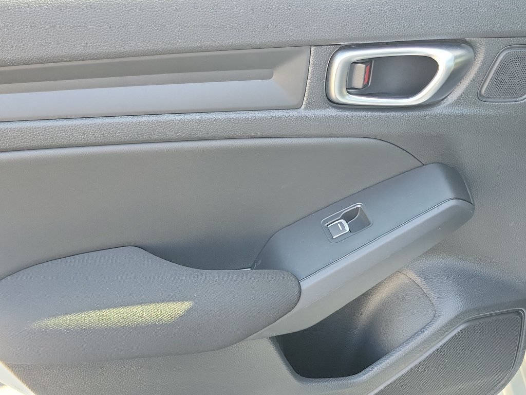 Used 2023 Honda Civic Sport image 15