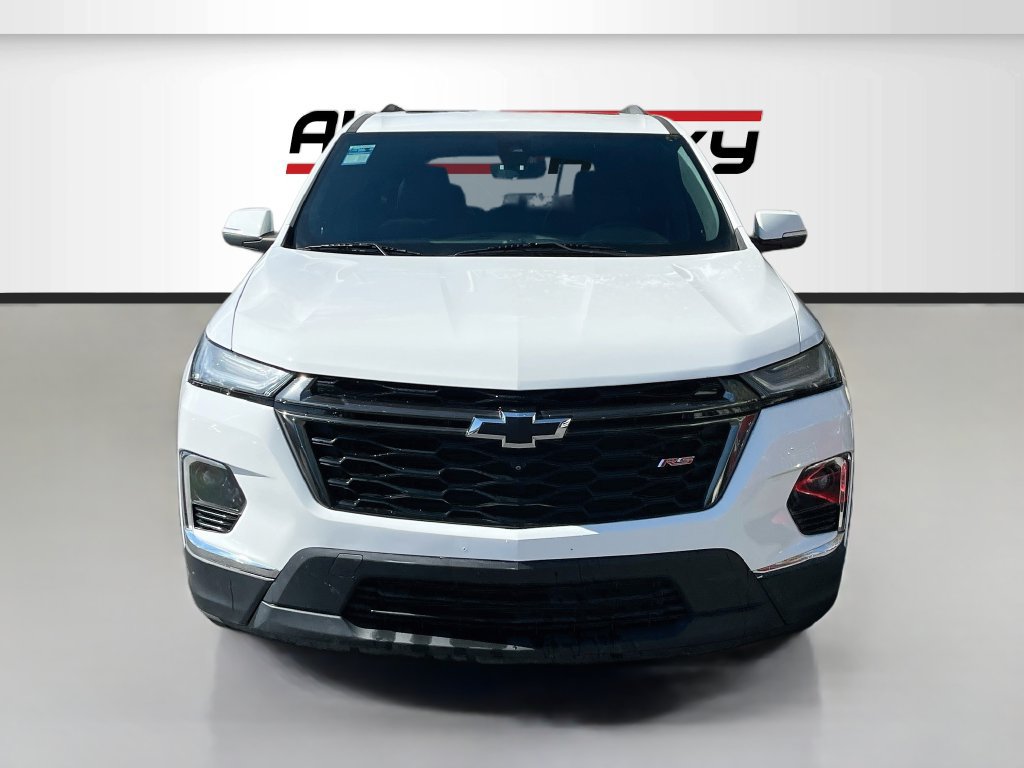 Used 2022 Chevrolet Traverse RS AWD/4WD image 2