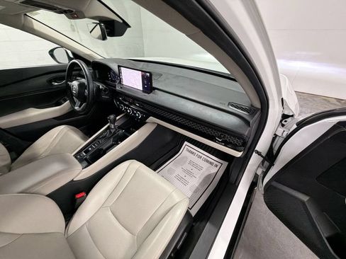 Used 2024 Honda Accord Touring image 29