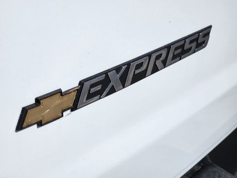 New 2025 Chevrolet Express 2500 w/ Driver Convenience Package image 8