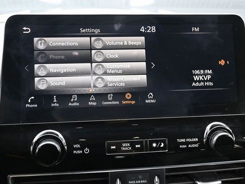 Used 2023 Nissan Armada SV image 21