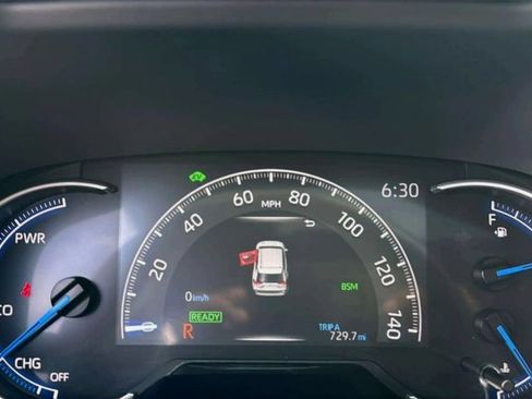 Used 2023 Toyota RAV4 XLE Premium AWD/4WD image 10