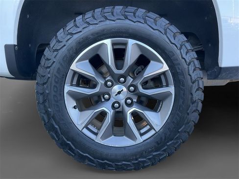 Used 2020 Chevrolet Silverado 1500 RST w/ All-Star Edition image 8