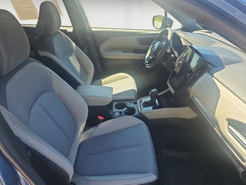 Certified 2025 Subaru Forester Premium AWD/4WD image 15