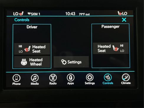 Used 2019 Chrysler Pacifica Touring-L FWD image 42