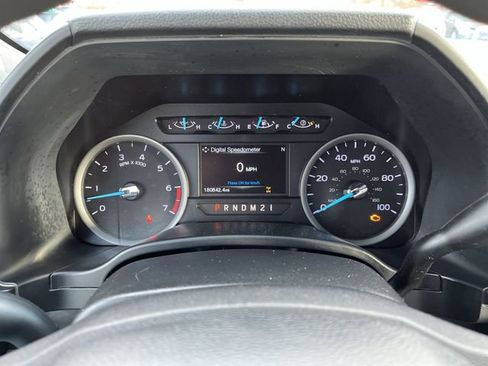 Used 2018 Ford F250 XLT w/ XLT Premium Package image 12