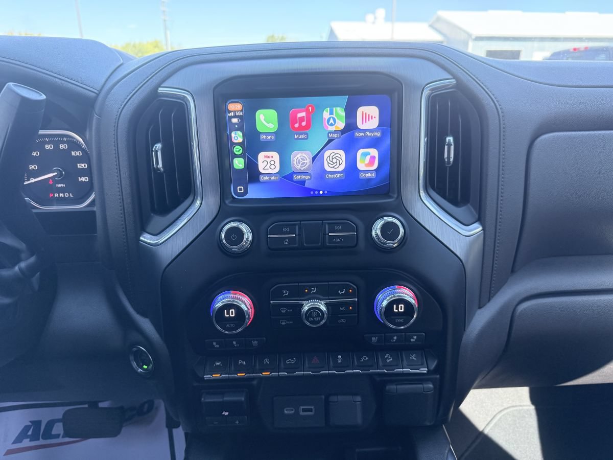 Used 2021 GMC Sierra 1500 Denali w/ Denali Ultimate Package AWD/4WD image 12