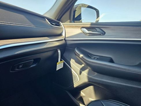 New 2025 Jeep Grand Cherokee L Limited w/ Black Appearance Package image 25