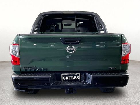 Used 2024 Nissan Titan SV w/ SV Bronze Edition Package RWD image 5