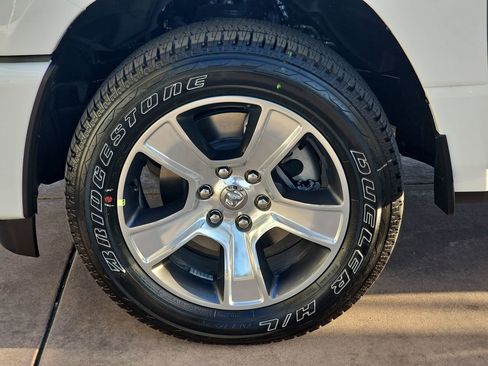 New 2026 RAM 1500 Express image 36