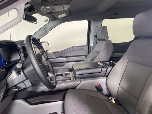 Used 2025 Ford F150 XLT w/ Equipment Group 302A MID image 15