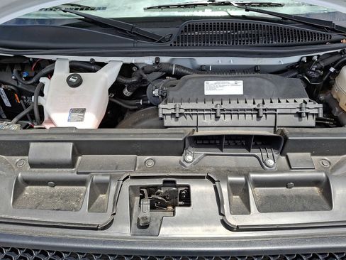 Used 2024 Chevrolet Express 2500 w/ Driver Convenience Package RWD image 28