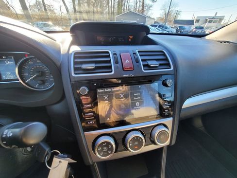 Used 2016 Subaru Crosstrek 2.0i Premium image 13