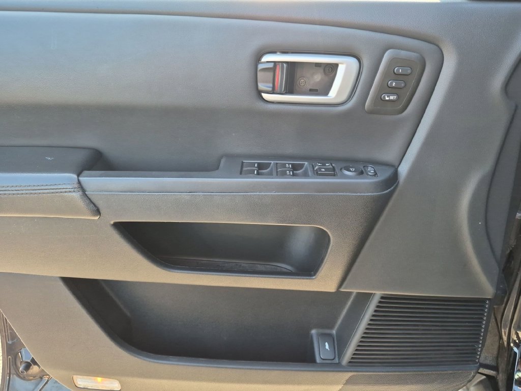 Used 2012 Honda Pilot Touring image 36