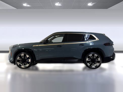 Certified 2023 BMW XM AWD/4WD image 2
