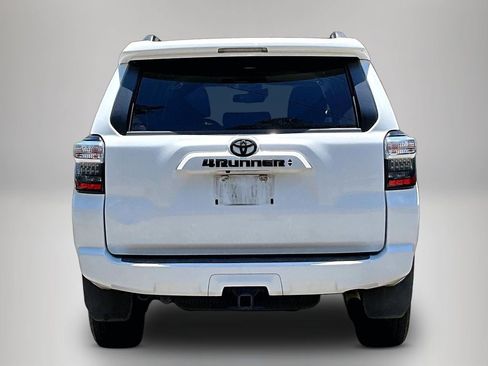 Used 2022 Toyota 4Runner SR5 RWD image 6