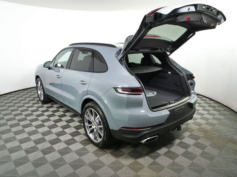 New 2026 Porsche Cayenne AWD/4WD image 29