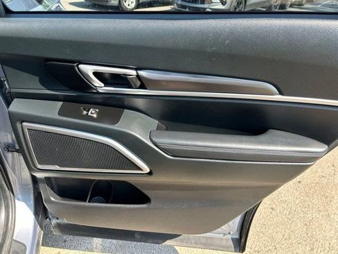 Used 2025 Kia Telluride S FWD image 54
