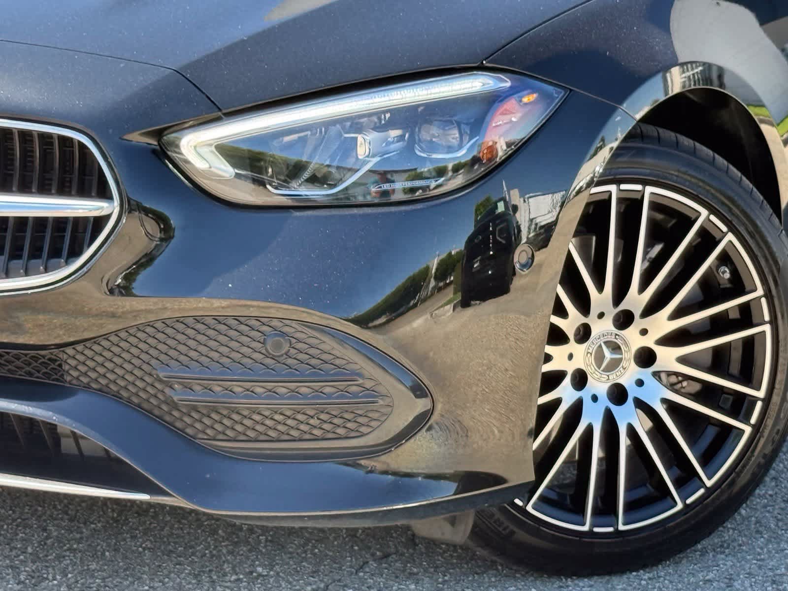 Used 2024 Mercedes-Benz C 300 Sedan image 3