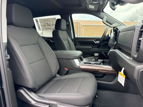 New 2026 Chevrolet Silverado 1500 LT image 21