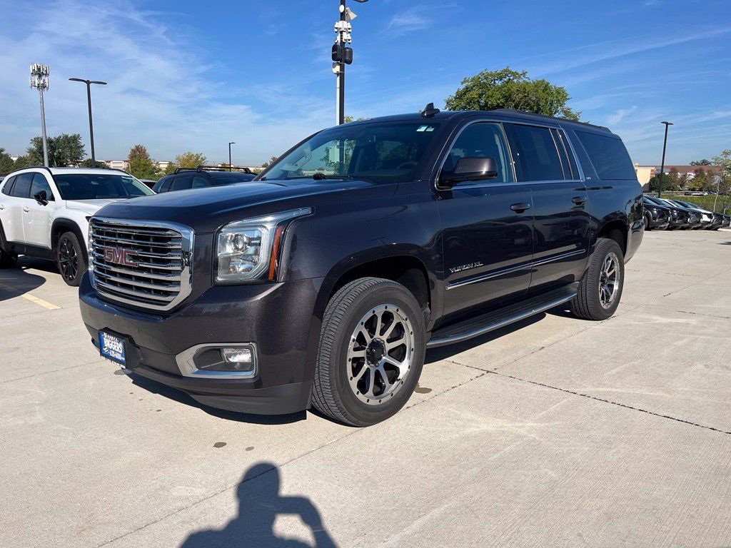 Used 2018 GMC Yukon XL SLT w/ Premium Edition AWD/4WD image 5