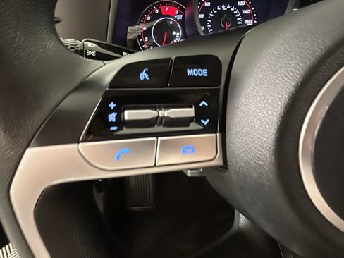 Used 2022 Hyundai Elantra SEL FWD image 19