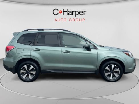 Used 2018 Subaru Forester 2.5i Premium w/ All-Weather Package AWD/4WD image 2