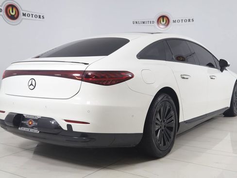 Used 2022 Mercedes-Benz EQS 450+ Sedan image 3