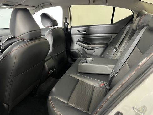 Used 2025 Nissan Altima 2.5 SR image 24