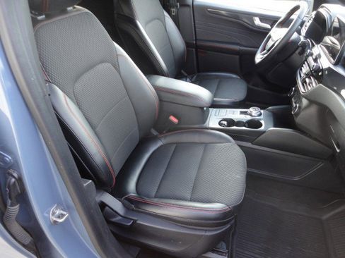 Used 2024 Ford Escape ST-Line image 18