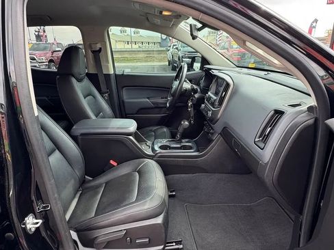 Used 2019 Chevrolet Colorado Z71 w/ Z71 Midnight Edition image 15