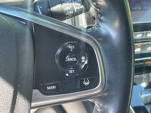 Used 2019 Honda CR-V Touring image 29