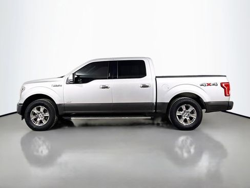 Used 2017 Ford F150 XLT w/ Equipment Group 302A Luxury AWD/4WD image 8