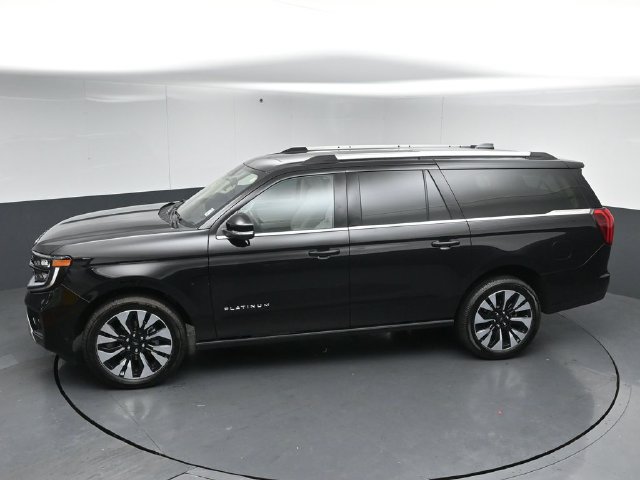 Certified 2025 Ford Expedition Max Platinum w/ Driver's Package AWD/4WD image 48