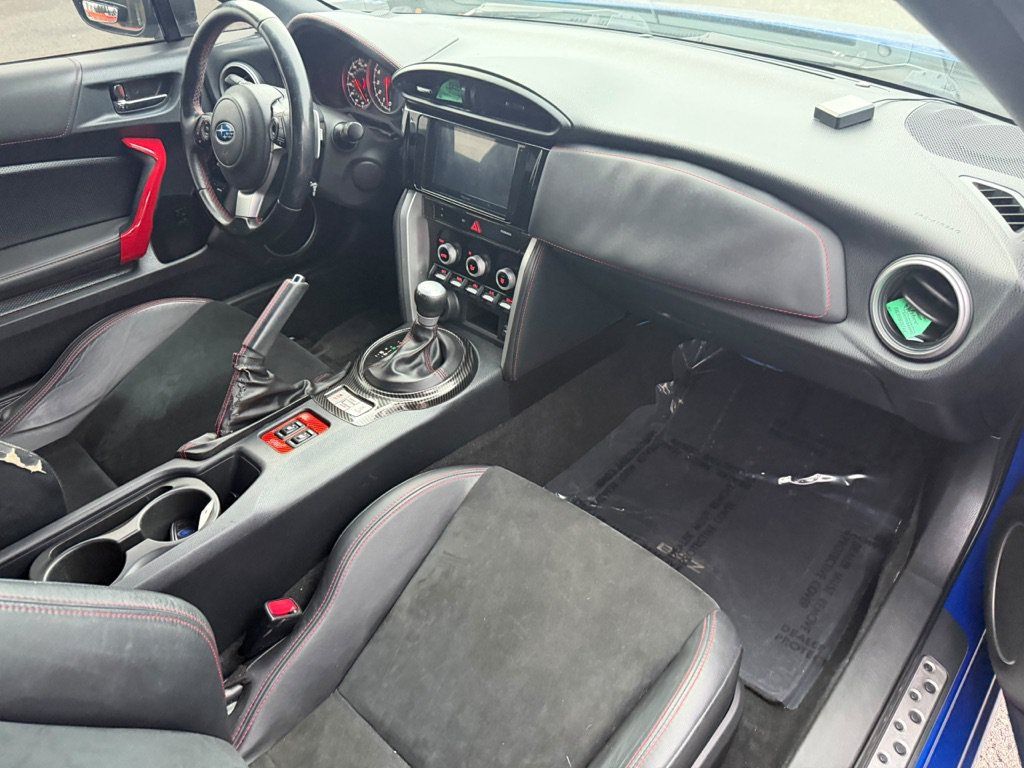 Used 2017 Subaru BRZ Limited w/ Popular Package #3 RWD image 12