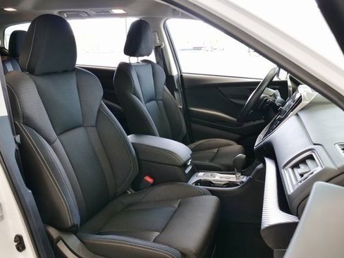 Used 2023 Subaru Ascent Premium w/ Convenience Package image 18