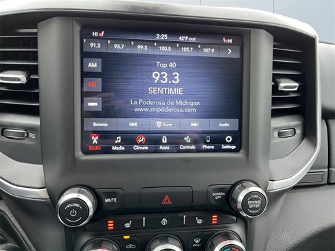 Used 2020 RAM 1500 Big Horn image 12