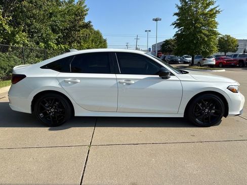 New 2025 Honda Civic Sport image 6