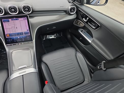 Used 2022 Mercedes-Benz C 300 Sedan image 19
