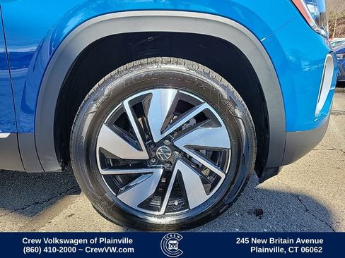 Certified 2025 Volkswagen Atlas SEL AWD/4WD image 20