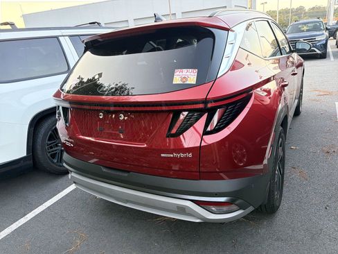 Used 2025 Hyundai Tucson Limited AWD/4WD image 5