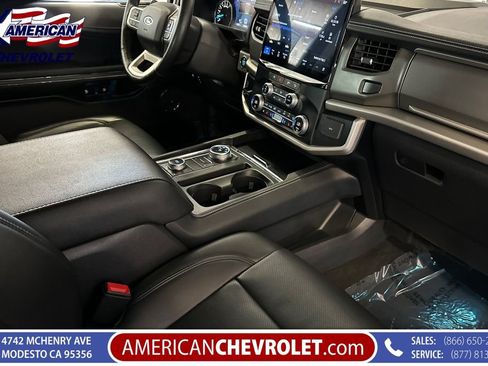 Used 2024 Ford Expedition XLT AWD/4WD image 22