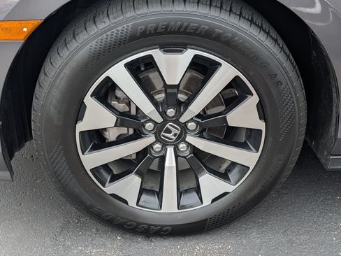 Used 2025 Honda Odyssey EX-L image 15