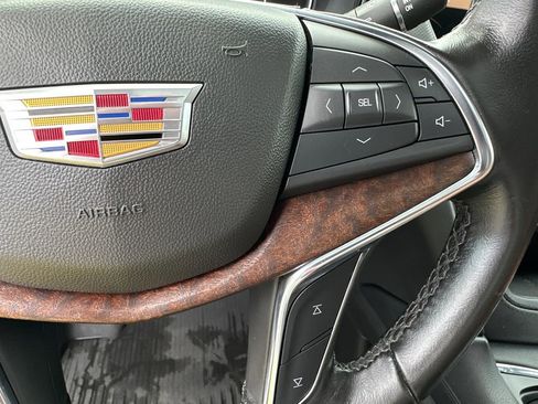 Used 2021 Cadillac XT5 Premium Luxury w/ LPO, Floor Liner Package image 25